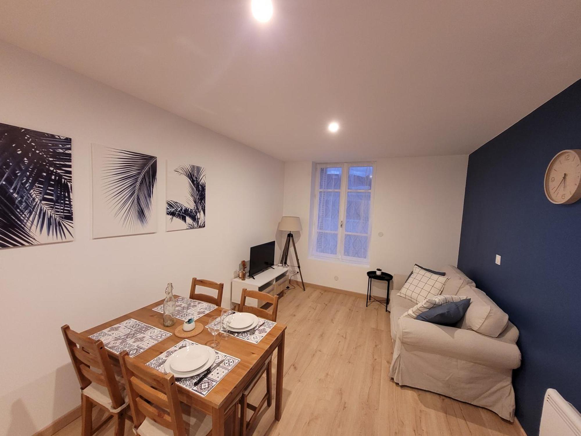 T2 Spacieux Centre-Ville Feurs 외부 사진